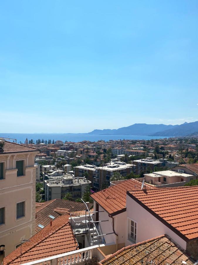 Casa Petra - Appartamento Vista Mare Citta Vecchia Bordighera Εξωτερικό φωτογραφία