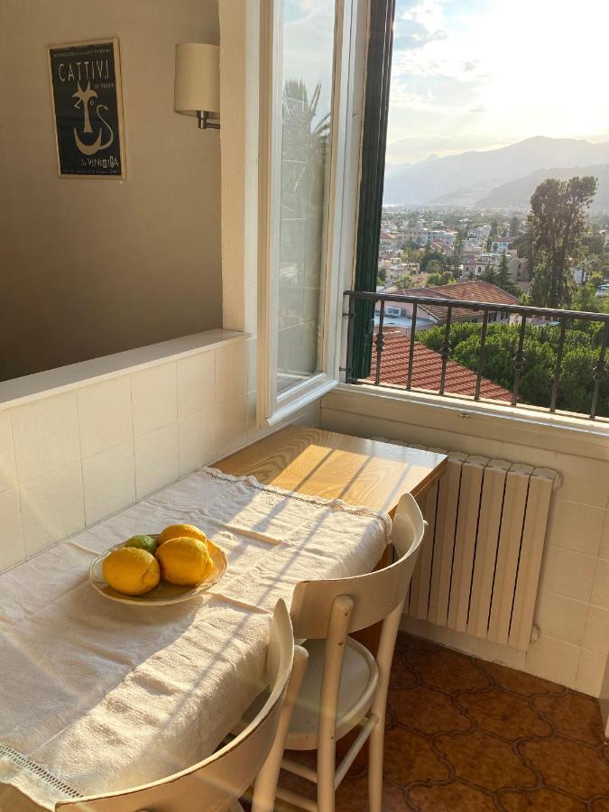Casa Petra - Appartamento Vista Mare Citta Vecchia Bordighera Εξωτερικό φωτογραφία